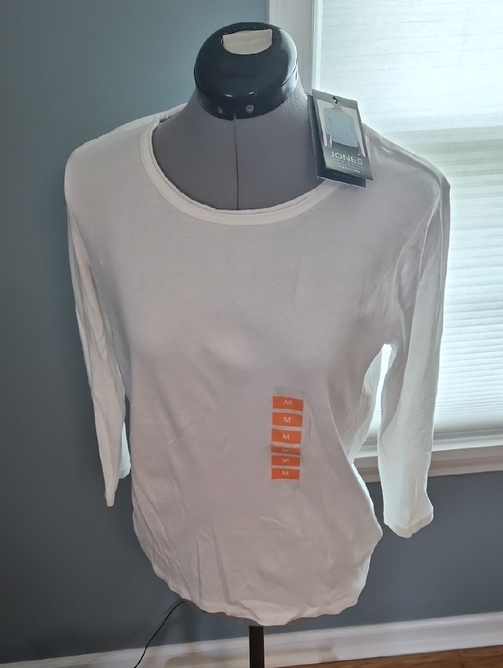 Jones New York White 3/4-Sleeve Crewneck Tee